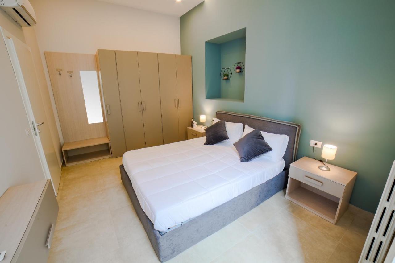 Dimora Museo Apartment Наполи Екстериор снимка